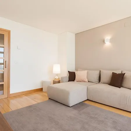 Apartment Your Oriente Lisbon